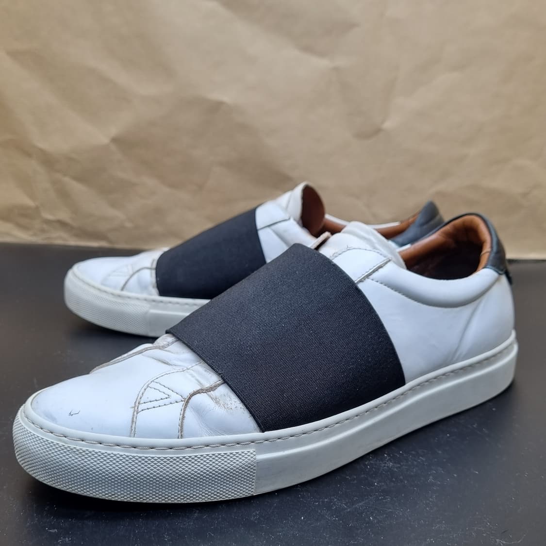 지방시 밴딩스트랩 스니커즈 40.5. 265 상품이미지1