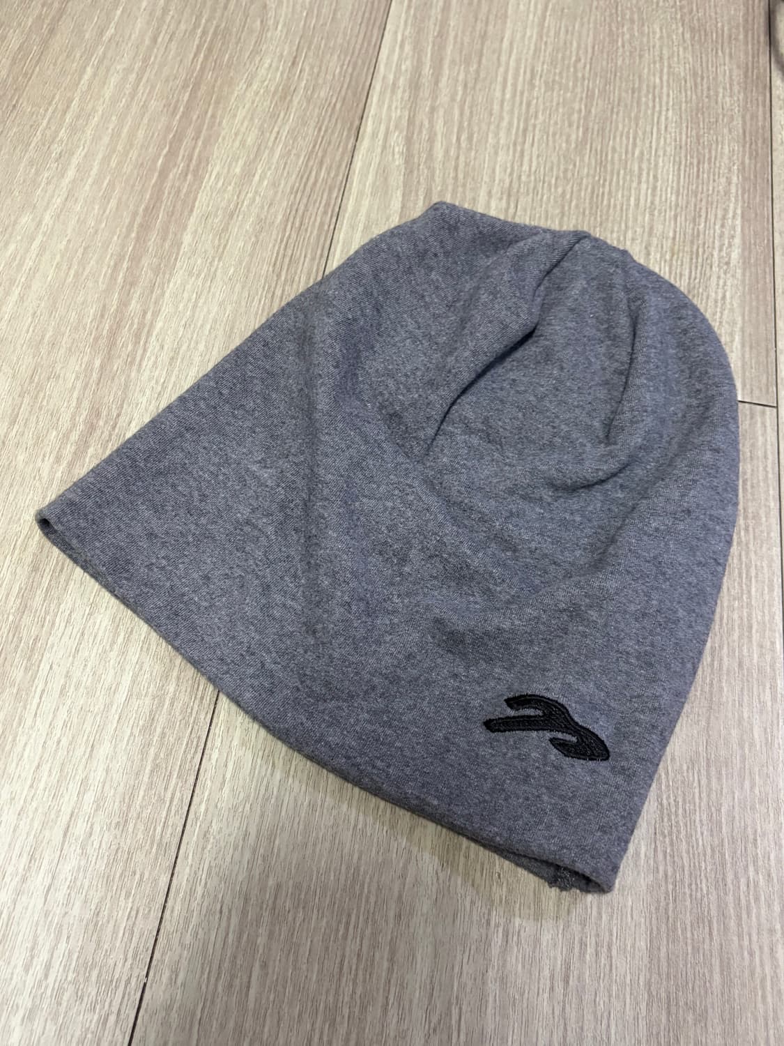 탄산마그네슘 송이송이 로고 비니 차콜 상품이미지1