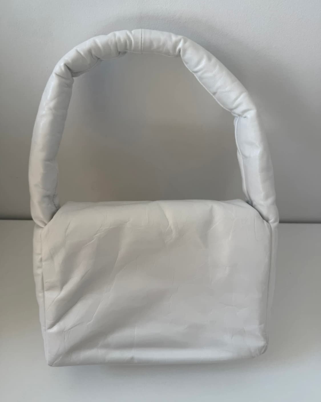 발렌시아가 모나코 슬링 백 상품이미지2