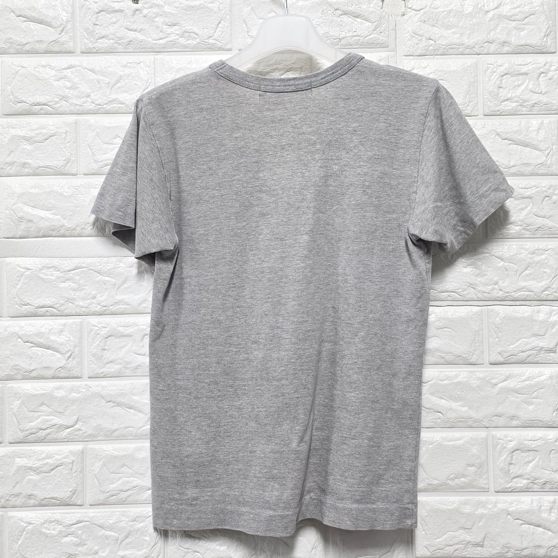 꼼데가르송 플레이 하트 로고 반팔티 그레이 S 상품이미지4