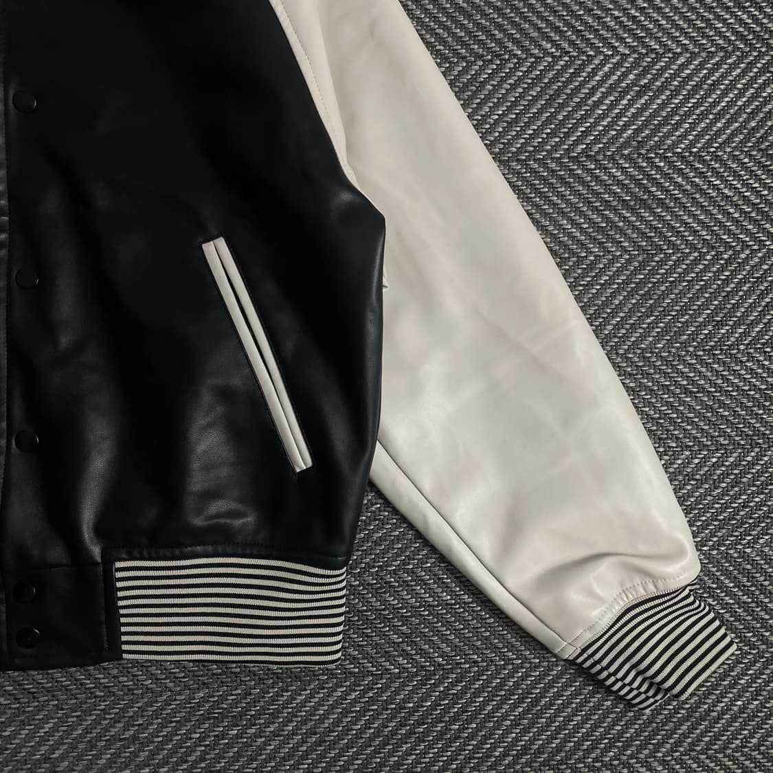 파르티멘토 버핑레더 배색 봄버 자켓 y 3506 상품이미지3