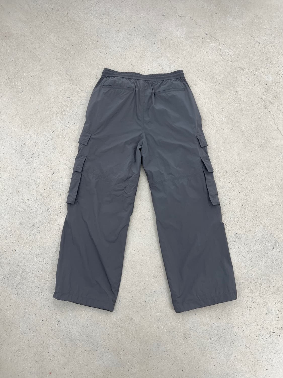 준지 25SS 나일론 라이트 카고 팬츠  상품이미지4