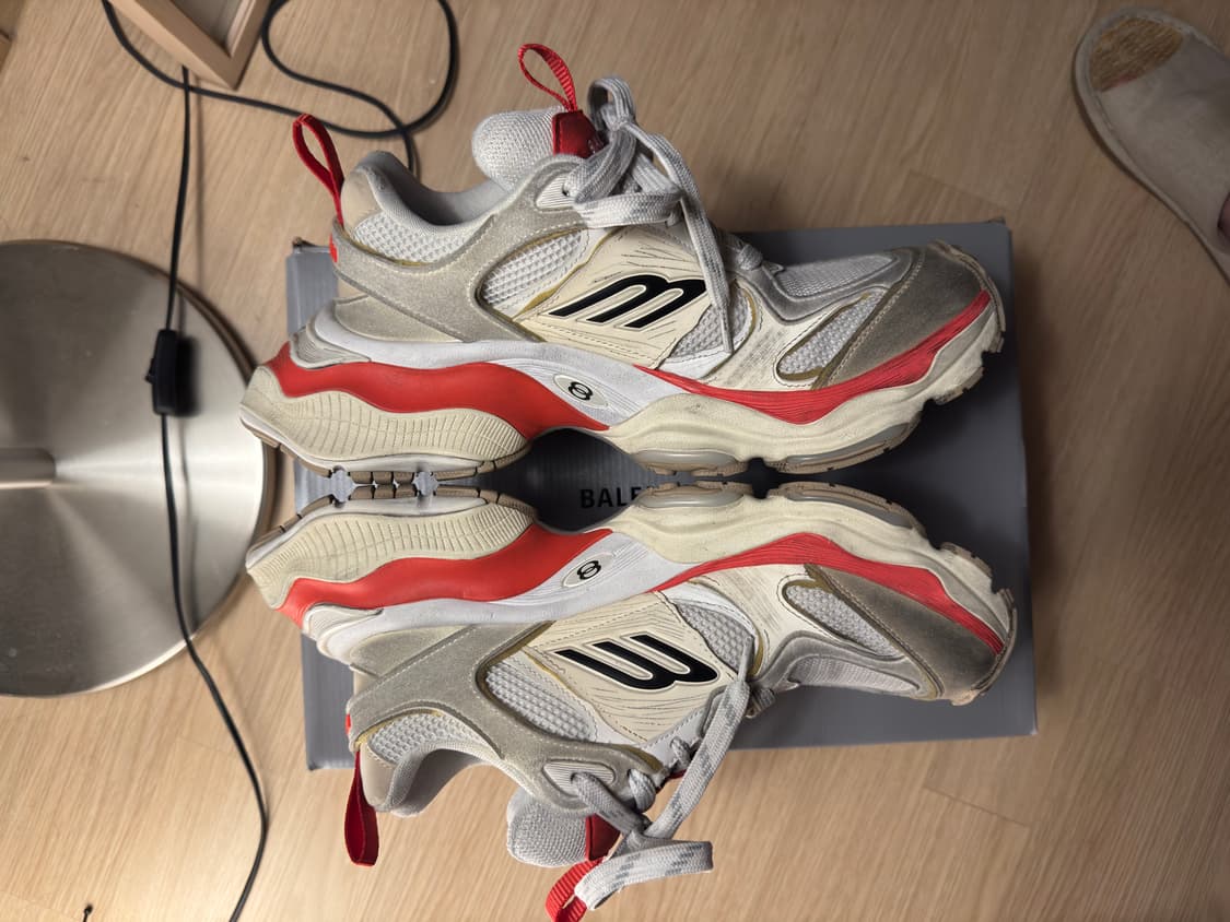 발렌시아가 카고 레드 42사이즈 상품이미지1