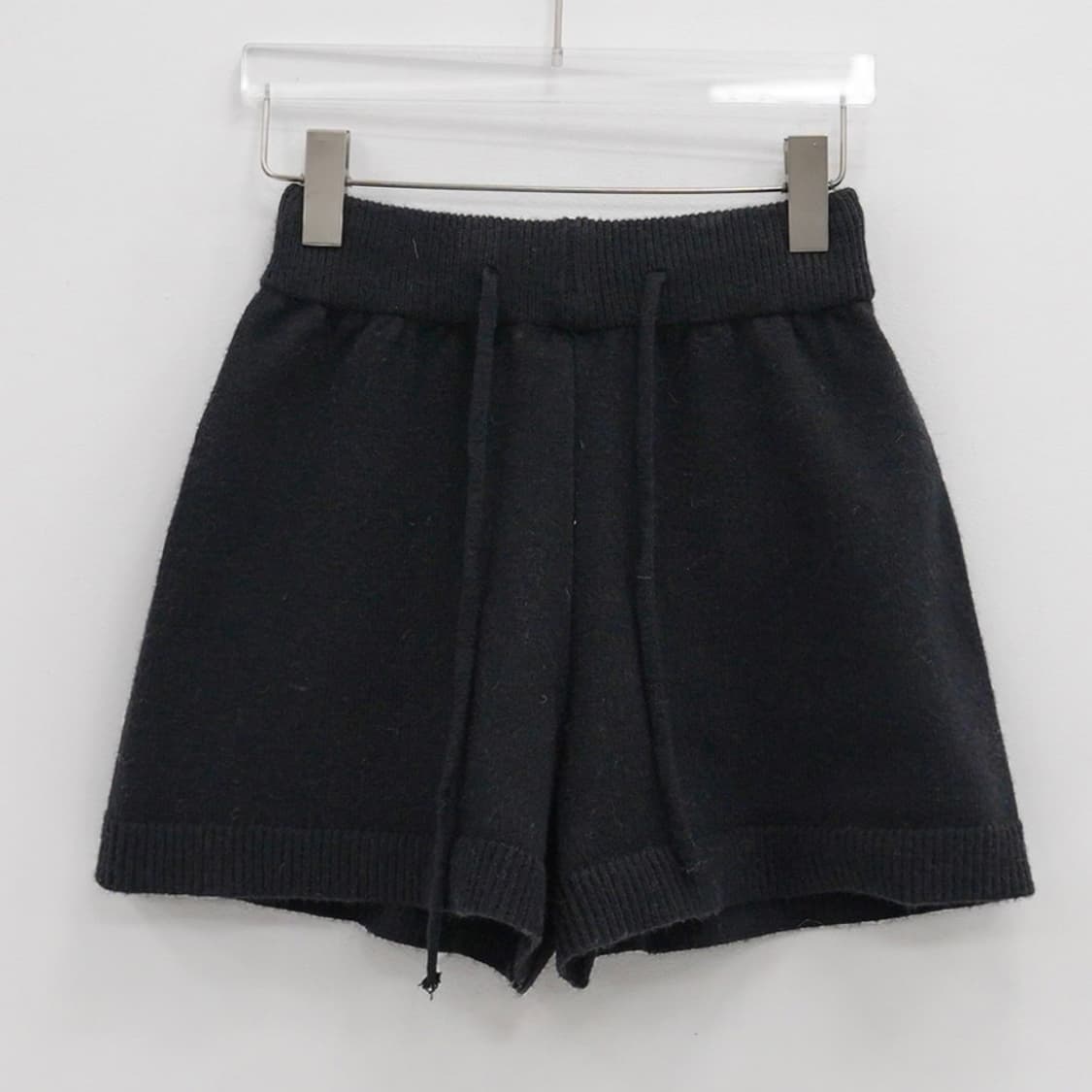 매니크 울 니트 반바지 블랙 상품이미지3