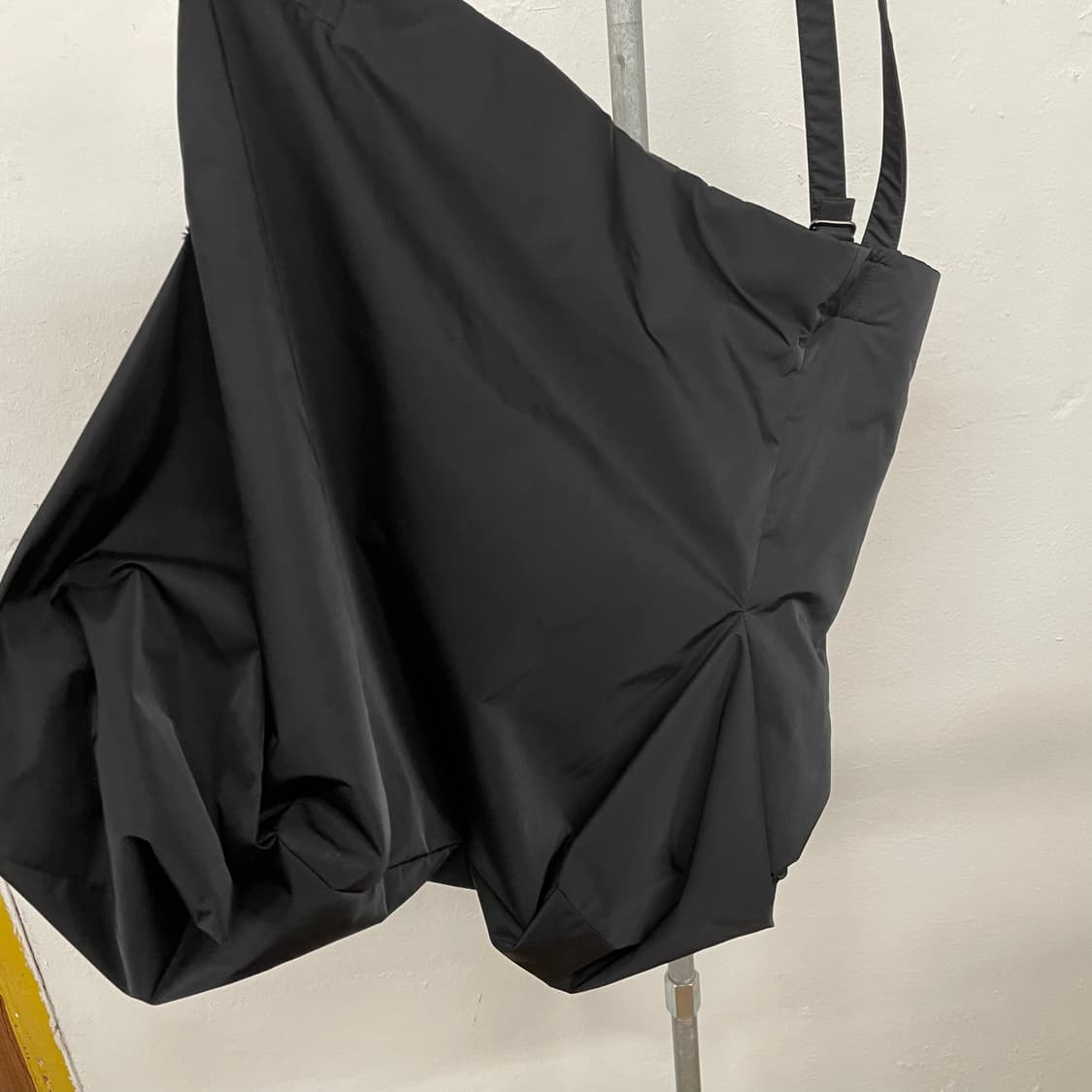 요지야마모토 디스코드 숄더 크로스백 상품이미지5