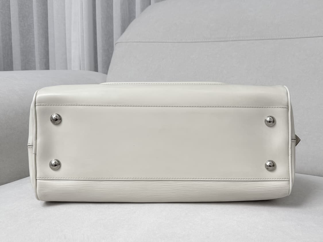 루이비통 에피 보울링 몽테뉴 GM 상품이미지6