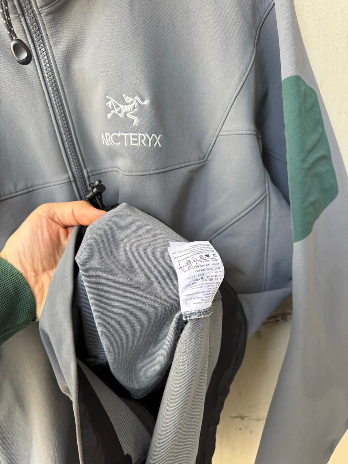 00s 아크테릭스 감아 자켓 상품이미지5