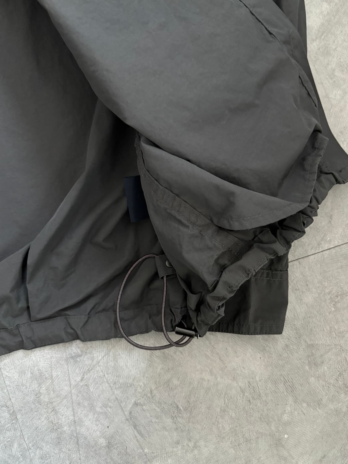 Juun.J 준지 블랙컬러 로고 스트링 나일론 셔츠자켓 상품이미지6