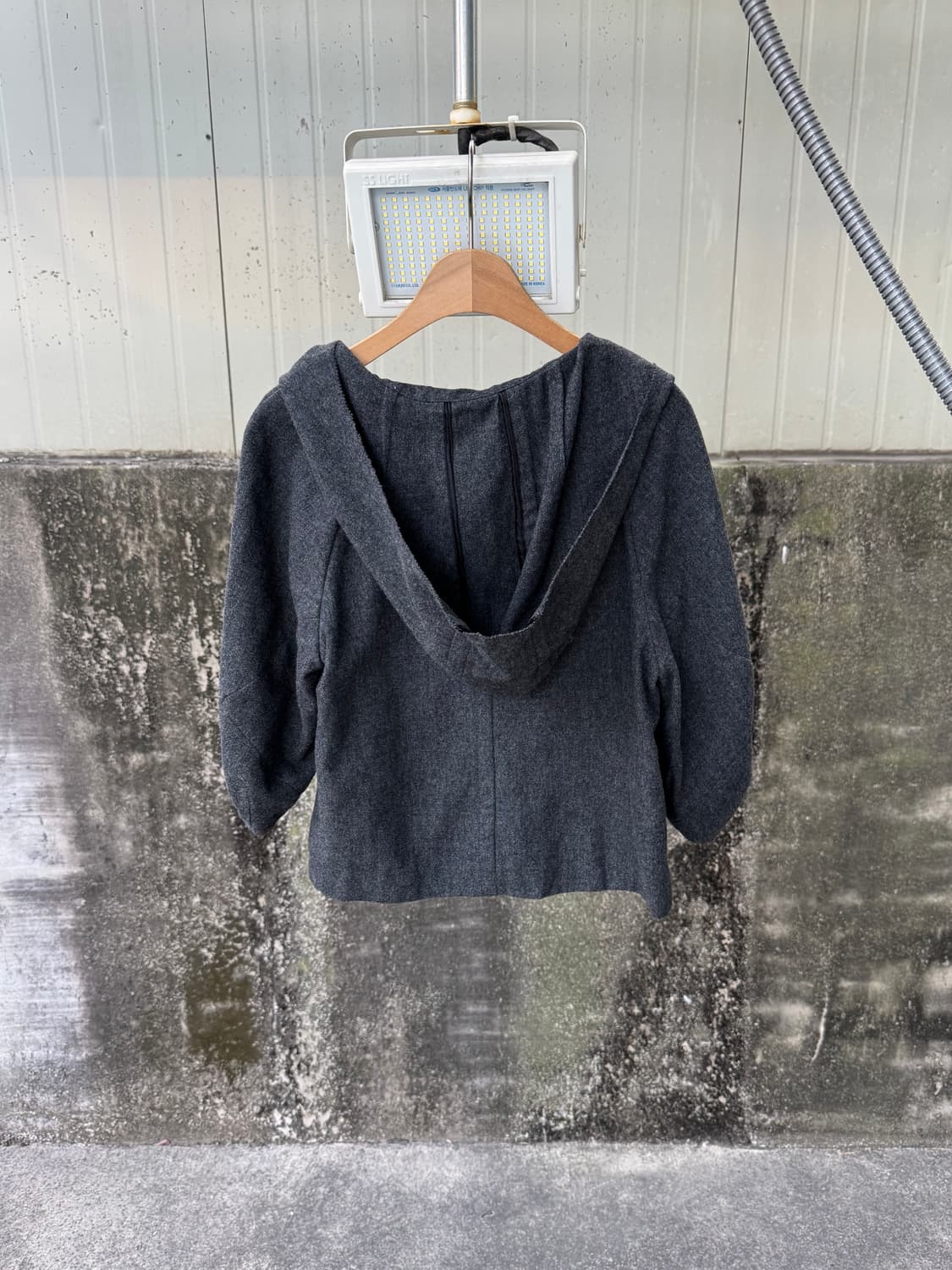 HANII Y 하니와이 하프 슬리브 울 프릴 후드 자켓 상품이미지2