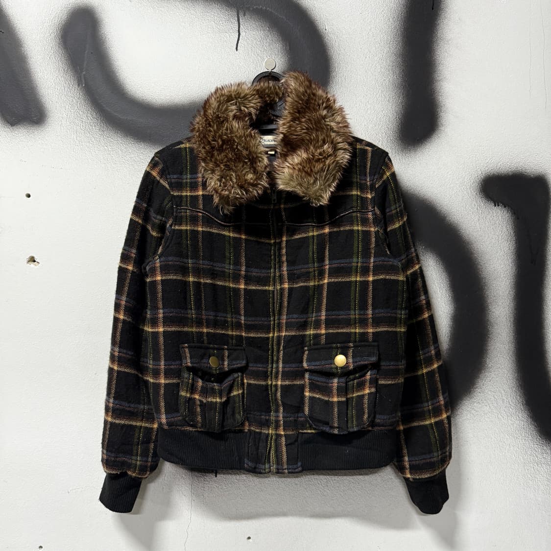 VTG 빈티지 넥 카라 퍼 디테일 체크 패턴 크롭 숏자켓 상품이미지1