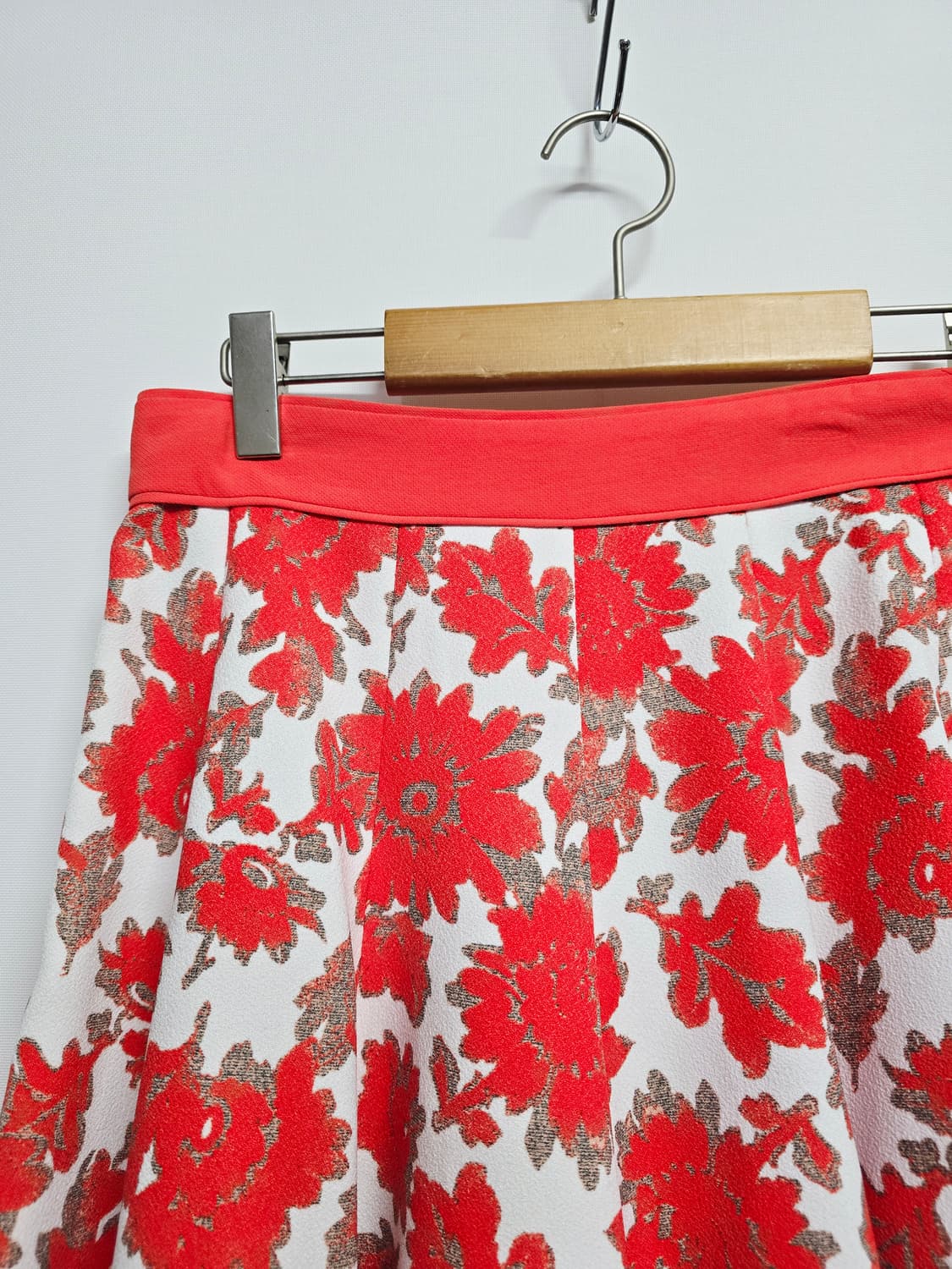 jj지고트 플레어 스커트  플라워 패턴 상품이미지2