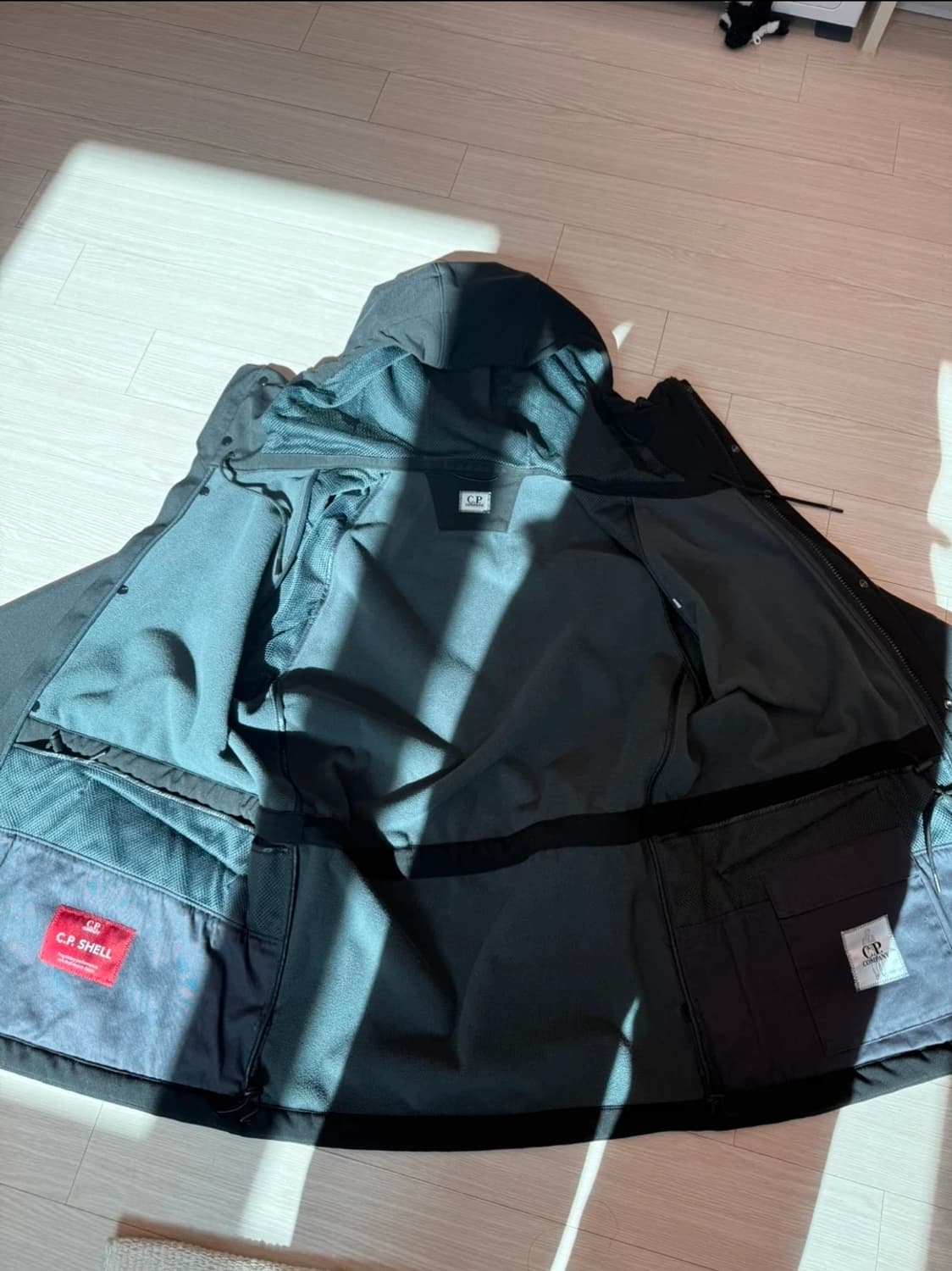 (95)CP컴퍼니 쉘 후드 자켓 새상품급 상품이미지3