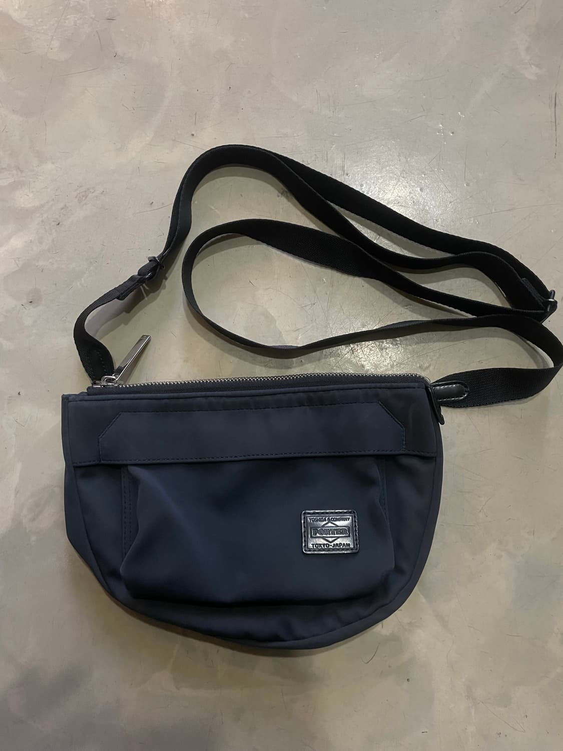 요시다 포터 미니 크로스백 블랙 상품이미지2