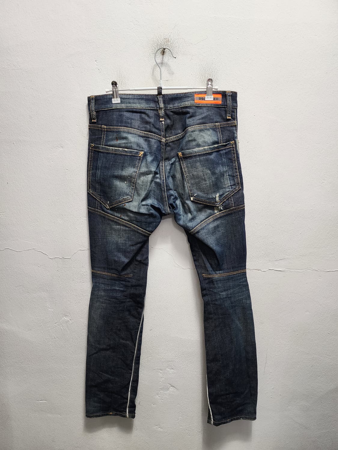 디스퀘어드2 자물쇠 디테일 리플렉티브 파이핑 청바지 상품이미지3