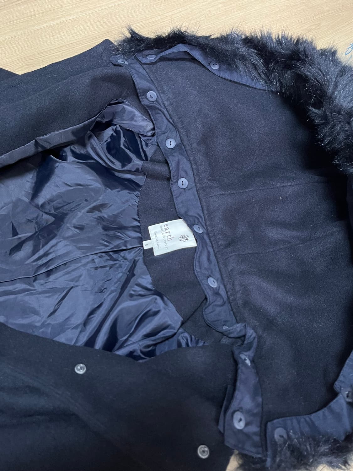 얼스뮤직앤이콜로지 네이비 숏코트 상품이미지2