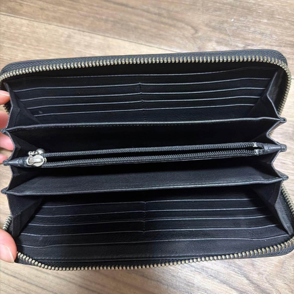 히스테릭 글래머 로고 스터드 롱 지갑 상품이미지3