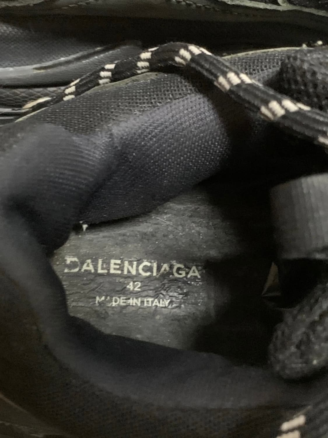 발렌시아가 트리플 S 올블랙 42 상품이미지5