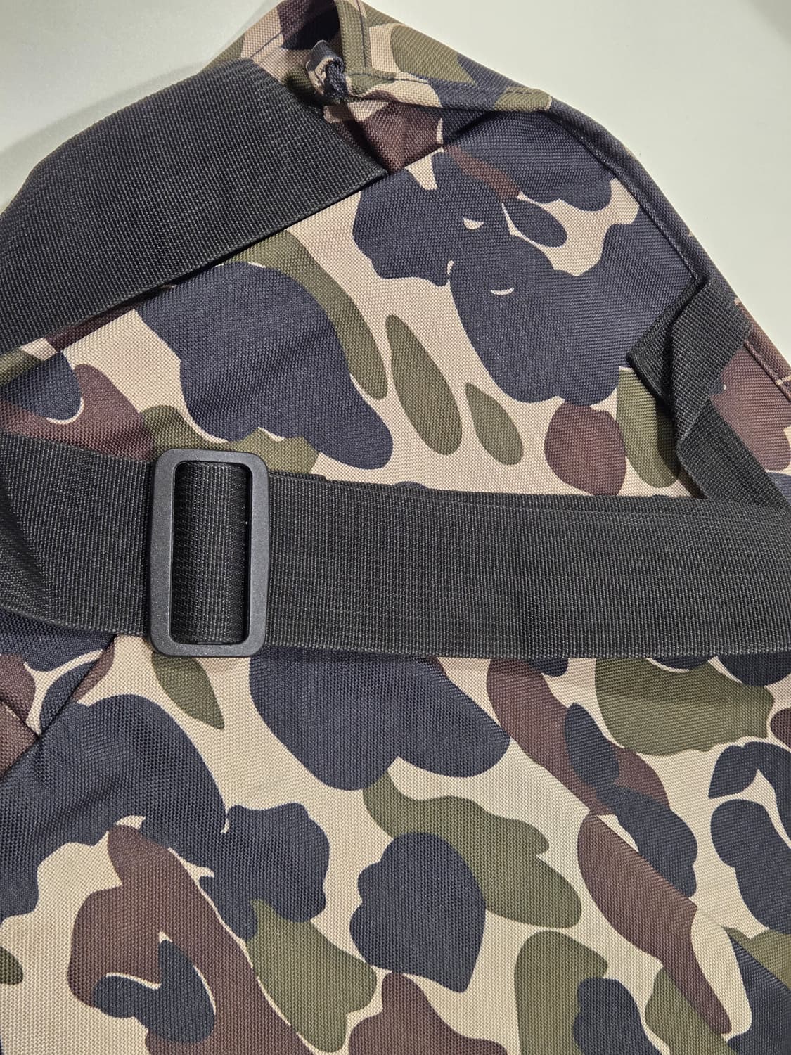 칼하트 메신저백 덕 카모 (Duck Camo) 상품이미지3