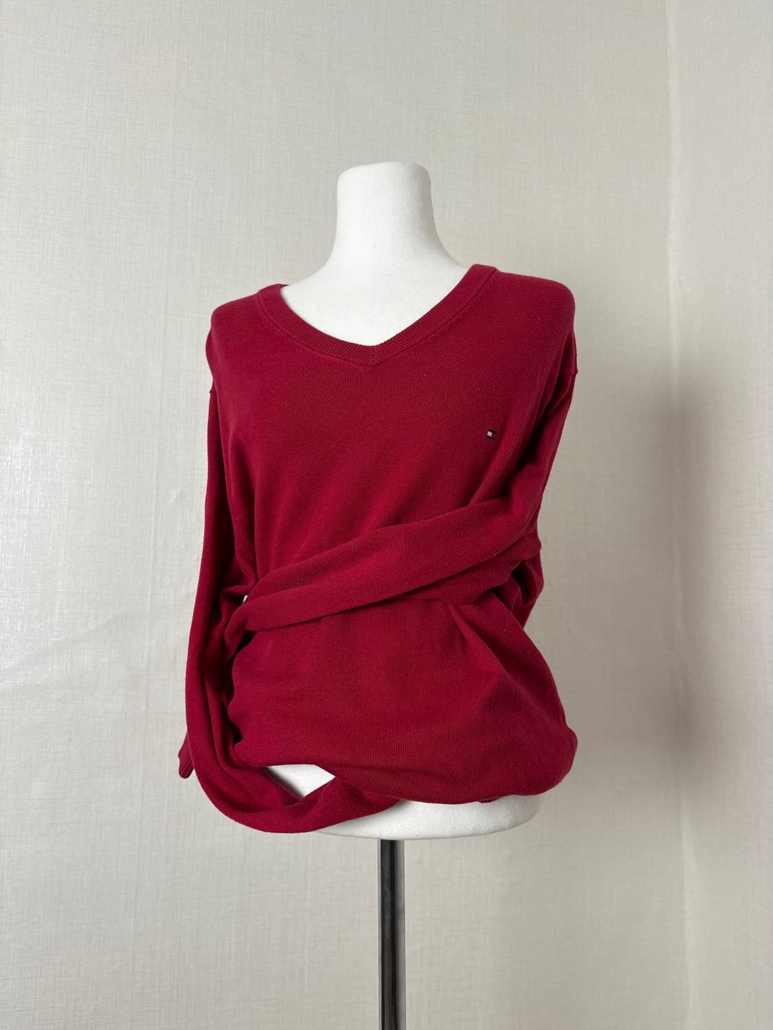 타미 브이넥 레드 니트  상품이미지2