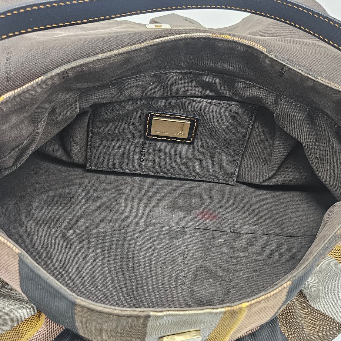 정품 펜디 페퀸 스프라이트 숄더백 상품이미지9