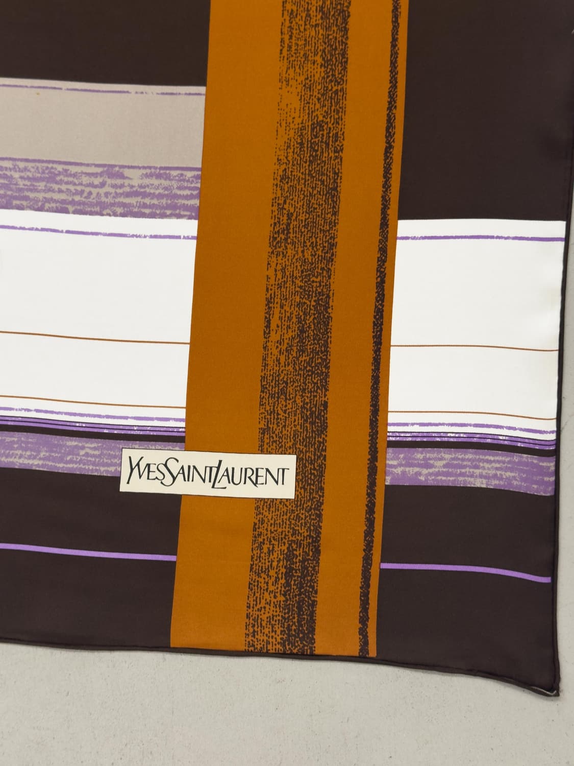 입생로랑 스카프 상품이미지2