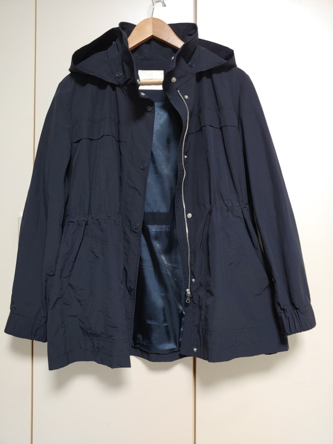 헤지스 2023 395000 히든후드 점퍼 상품이미지6