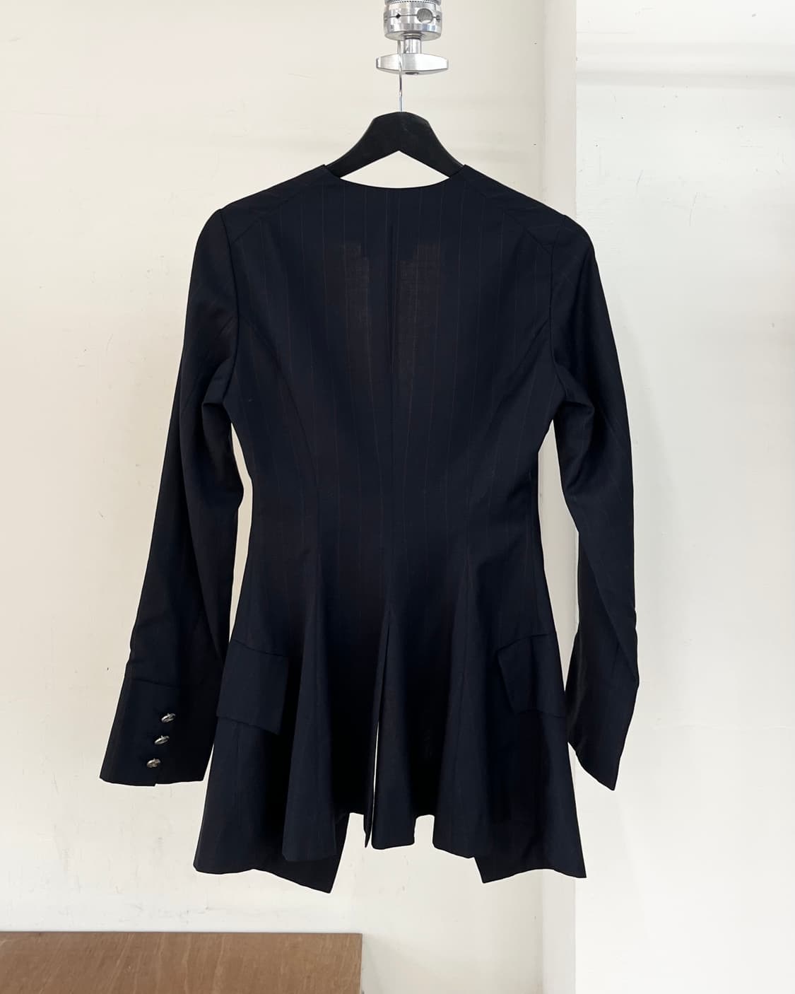 비비안 웨스트우드 네이비 레드핀스트라이프 자켓 상품이미지6