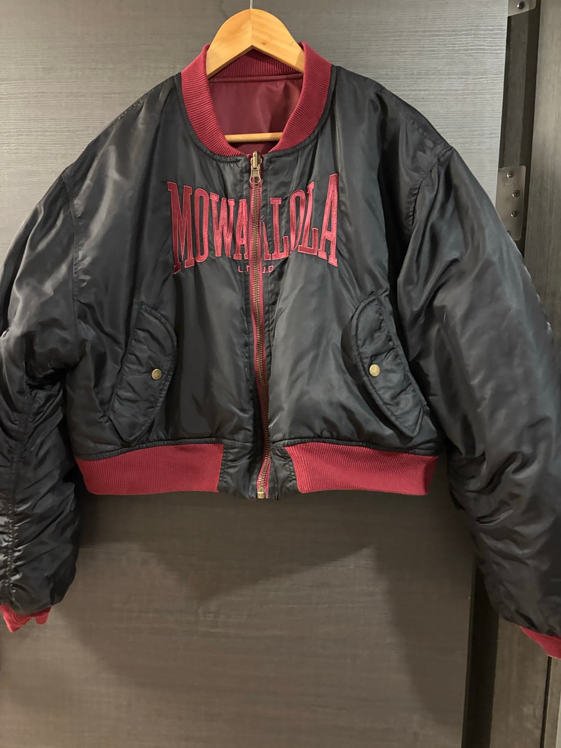 MOWALOLA 타이슨 봄버 자켓 (크롭 봄버 자켓) 리버서블 상품이미지1