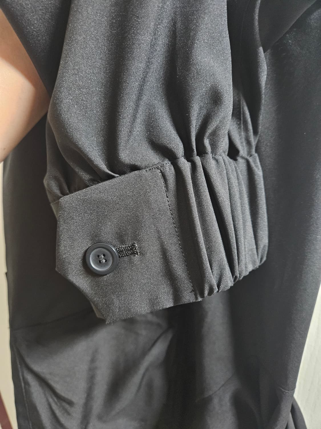 이세이 미야케 멘 크롭 조거 팬츠 블랙 2 사이즈 상품이미지3