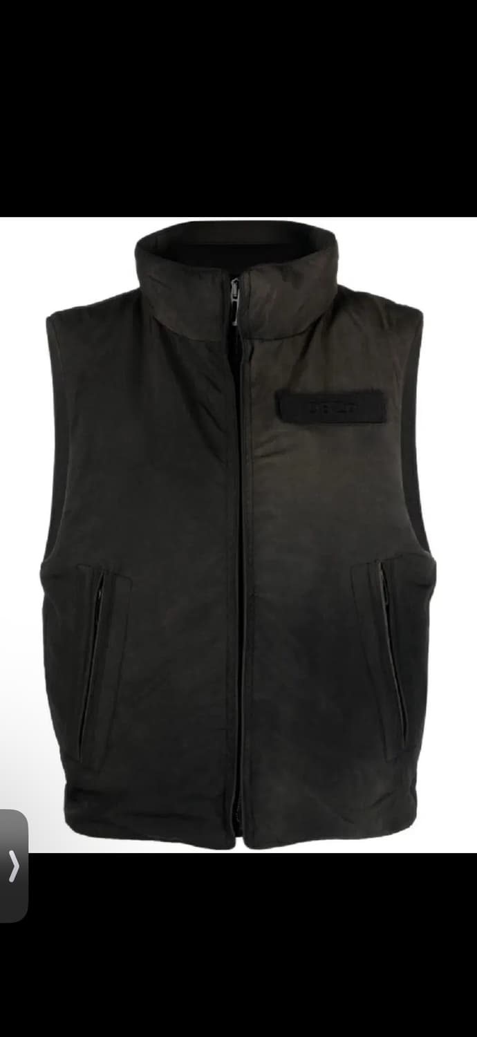 032C 로고 베스트 AURORA 블랙 L 상품이미지1