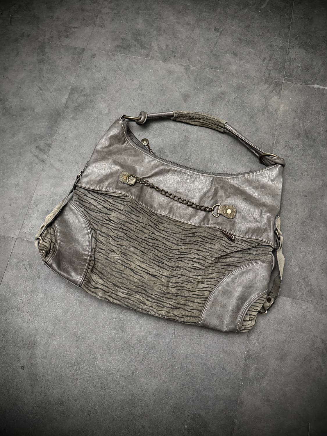 Zebra pattern leather chain bag 상품이미지2