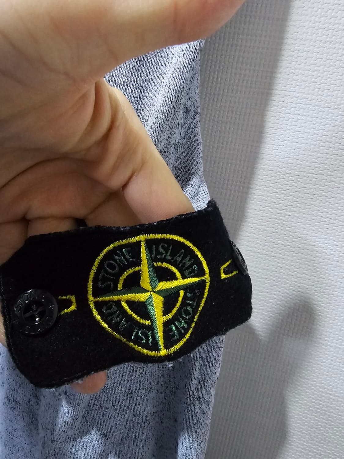 정품 스톤아일랜드 니트집업 100/L 상품이미지2