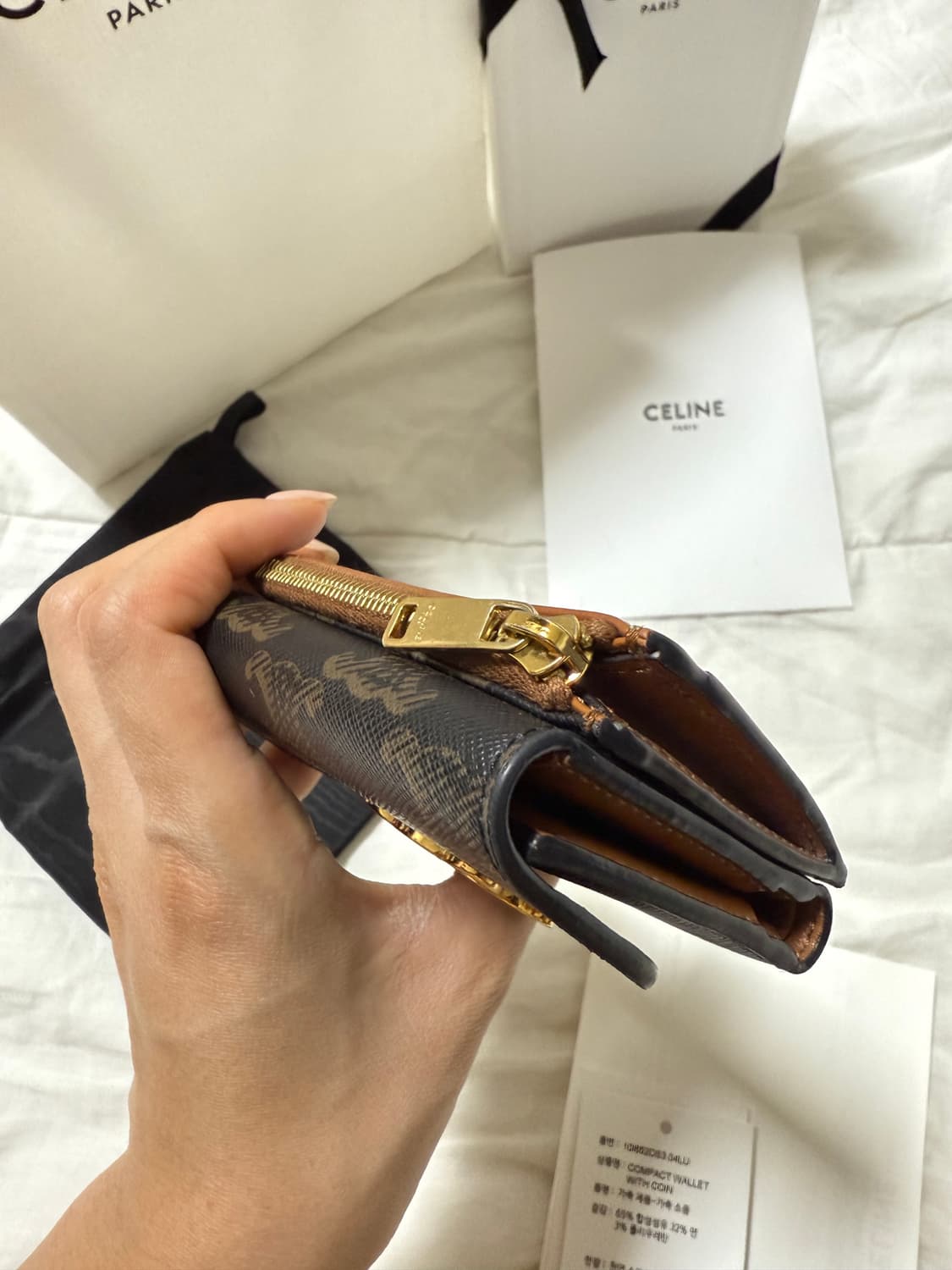 셀린느 트리온프 캔버스 & 램스킨 컴팩트 월렛 위드 코인 탄 상품이미지4