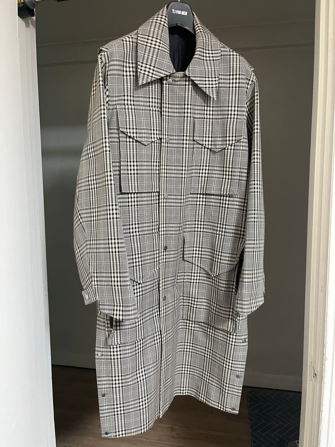 솔리드옴므 체크 트렌치코트 팝니다 상품이미지1