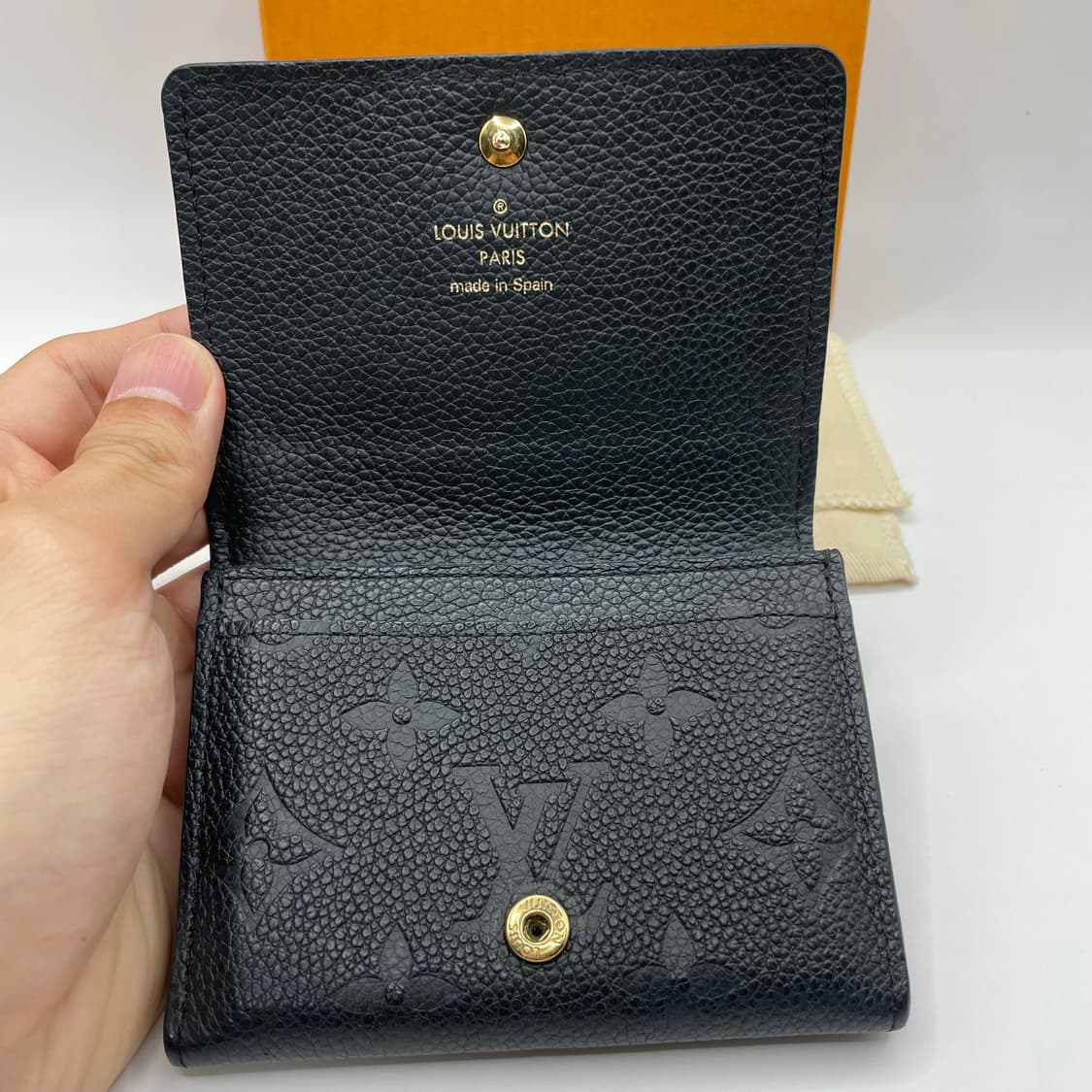 루이비통 앙프렝트 카드지갑 블랙 상품이미지6