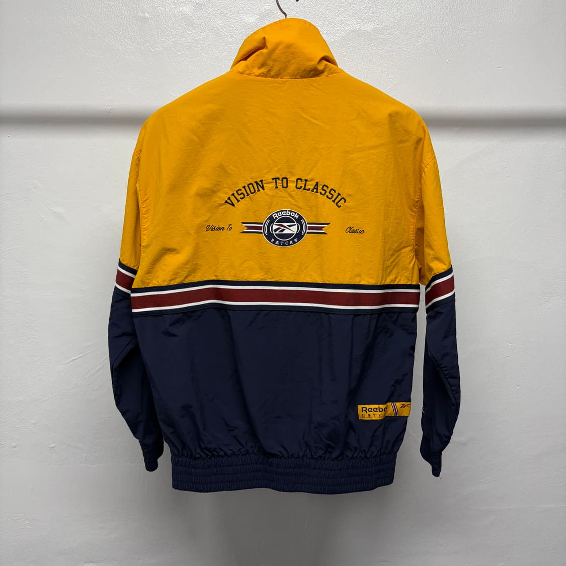 리복 로맨틱크라운 바람막이 상품이미지2