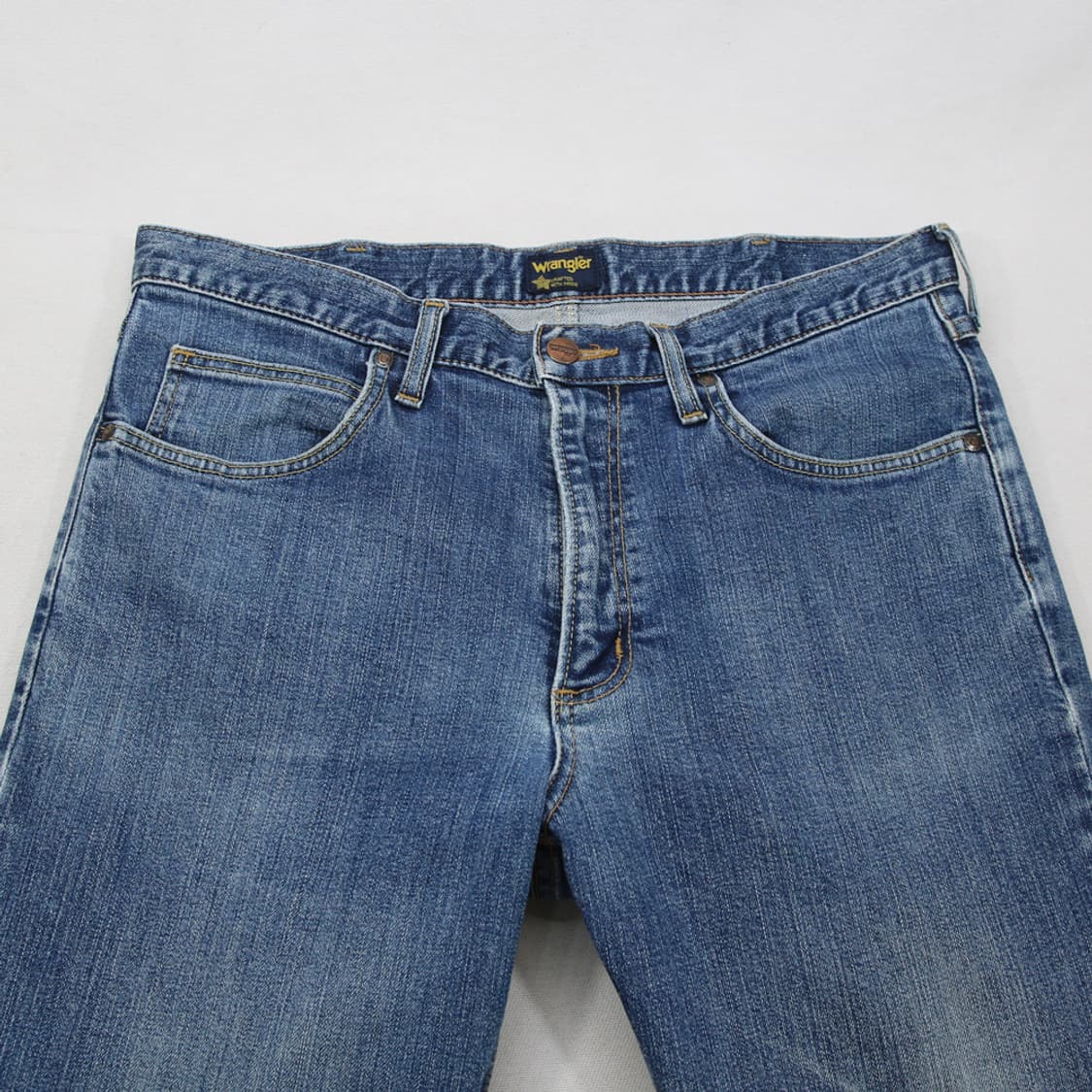 (착용컷) Wrangler 데님 팬츠 (남성용 33.5) 상품이미지4