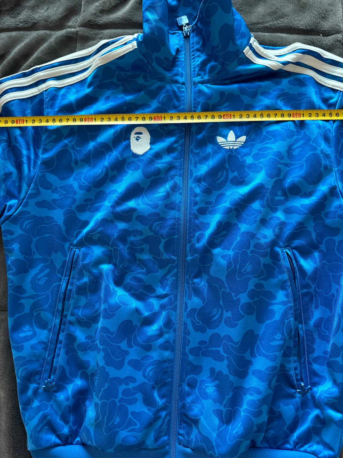 베이프 아디다스 올오버 프린트 트랙탑 져지 xs사이즈 상품이미지5