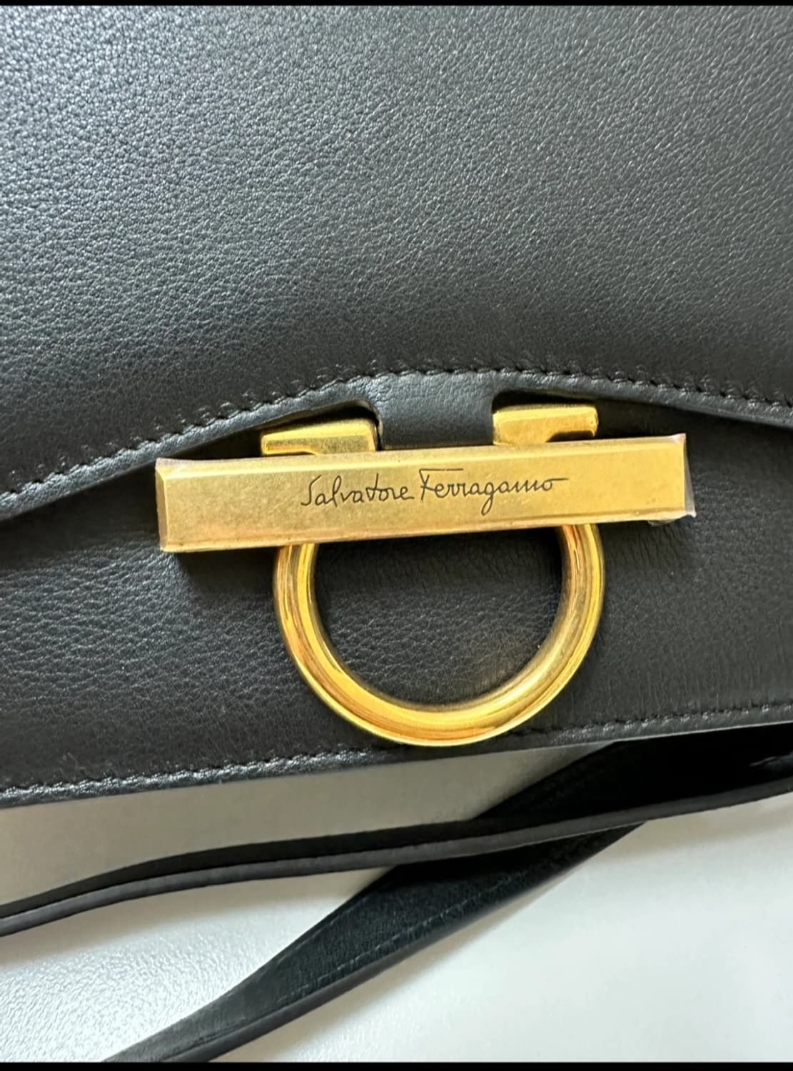 페라가모 간치니  숄더백  상품이미지4