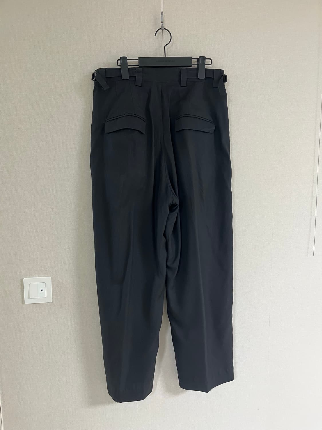 해칭룸 딥플리츠 팬츠 차콜그레이 4사이즈 상품이미지3