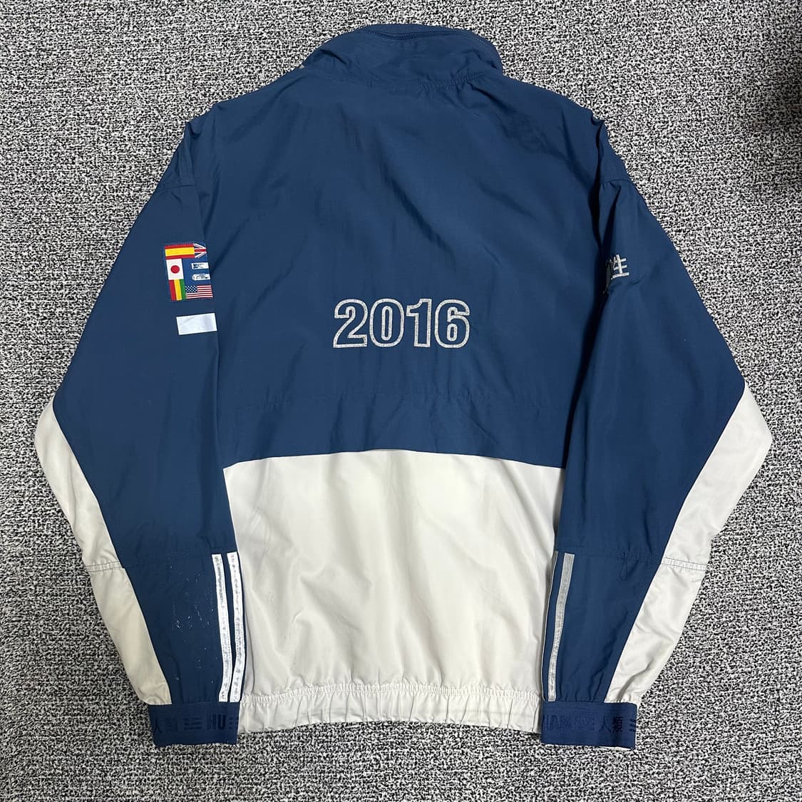 아디다스 x 퍼렐윌리엄스 16fw 인간성 아노락 상품이미지4