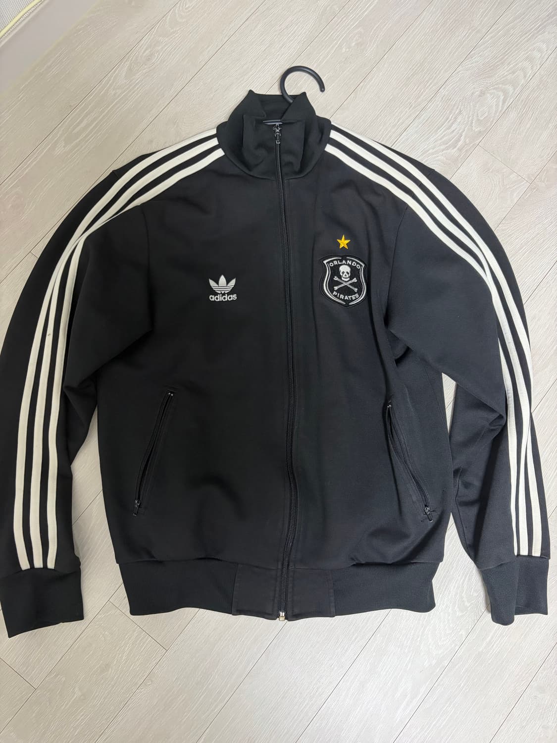 아디다스 빈티지 해골 파이어리츠 트랙탑 블랙 상품이미지1