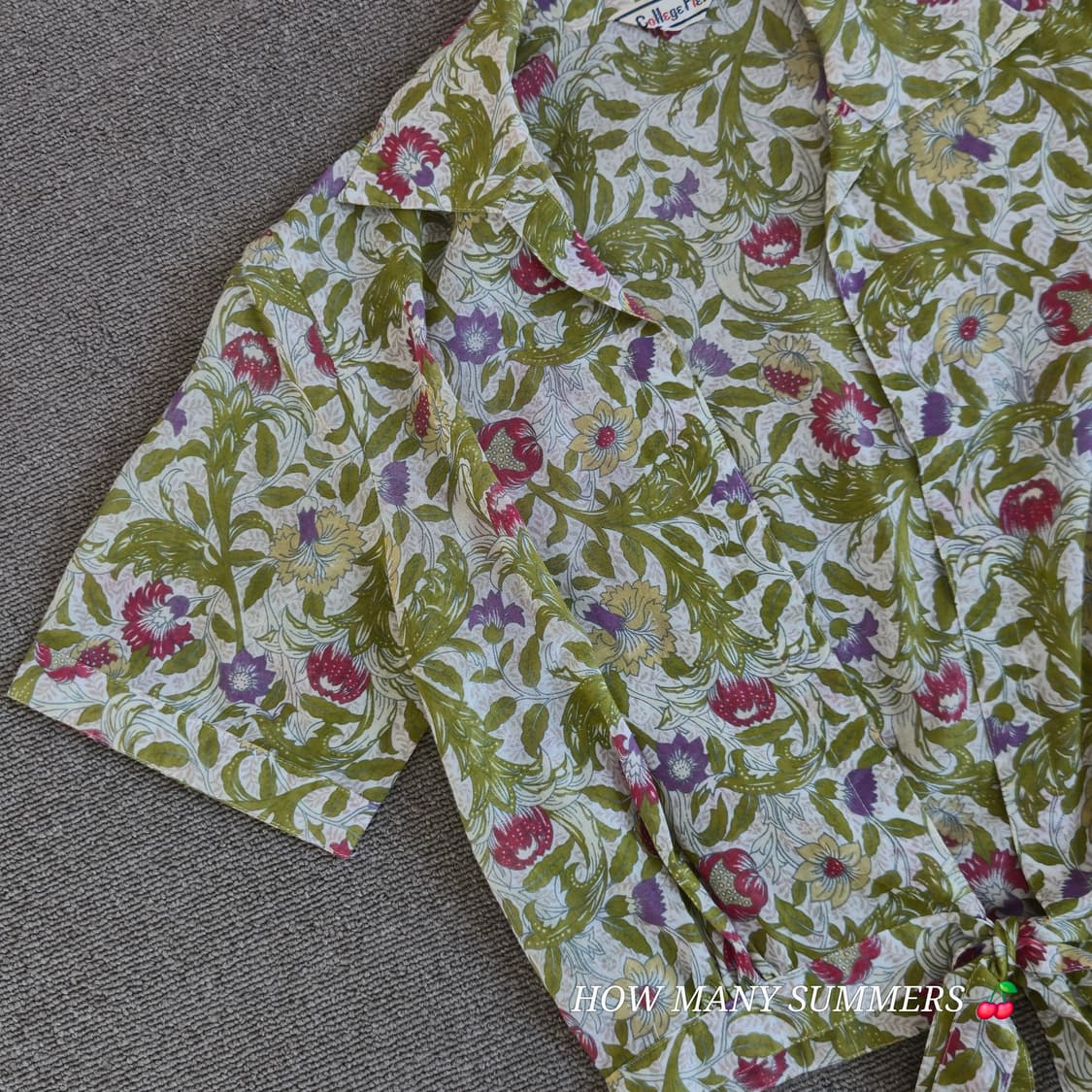 Vintage 반팔 블라우스 패턴 College Field 상품이미지8