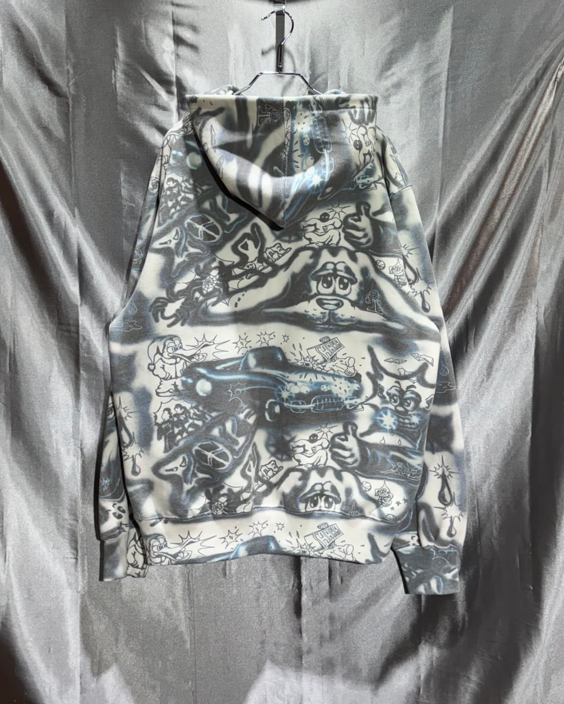 L 디스이즈네버댓 시티 그래픽 후드티 상품이미지3