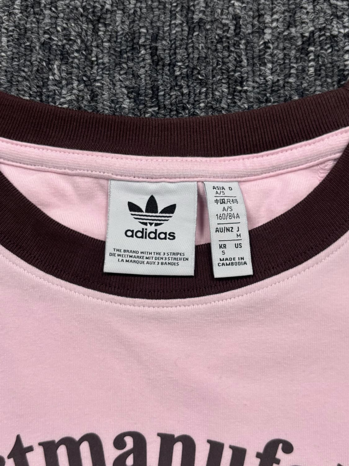 아디다스 레트로 그래픽 핑크 반팔 상품이미지6