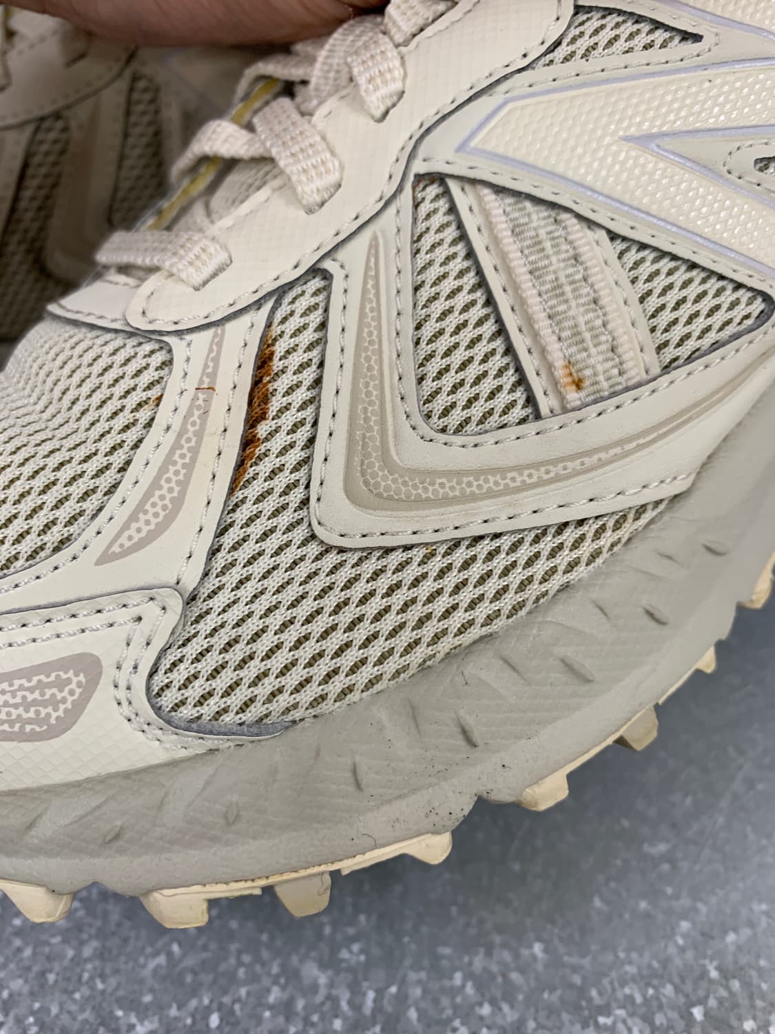 뉴발란스 410 트레일 베이지 240 상품이미지6