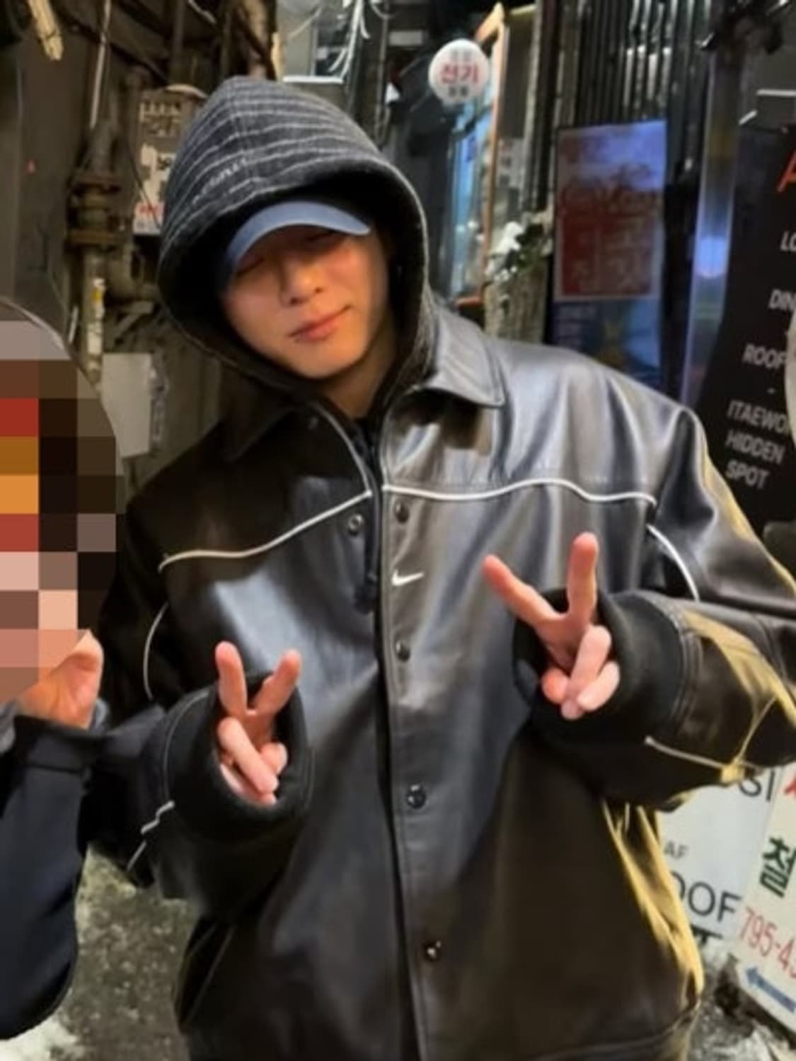 [BTS 정국 착용] 나이키 슈프림 바시티 레더 자켓 [새상품 / M] 상품이미지3