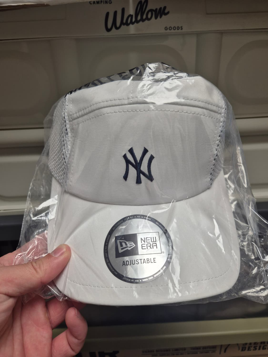 [새상품] 에메 레온 도르 x 뉴에라 양키스 러닝 햇 화이트 상품이미지3