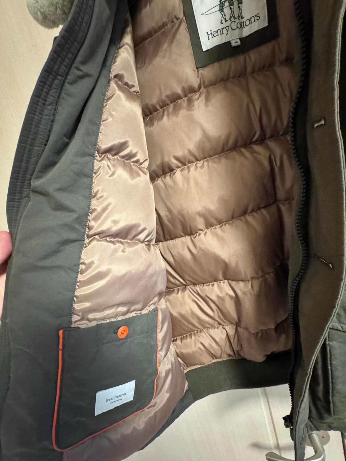 헨리코튼 스핏파이어 구스다운 패딩점퍼 (카키/100) 민트급 급처!! 상품이미지3
