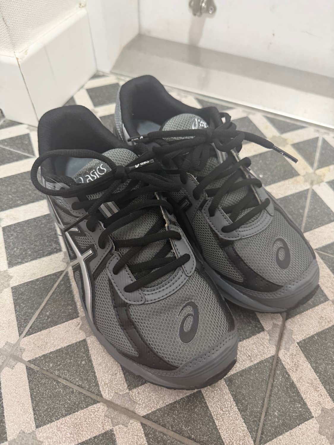 아식스 조그 100 s 스틸 그레이 상품이미지1